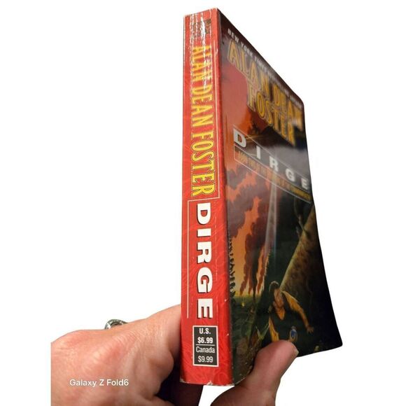 Dirge by Alan Dean Foster - del ray books - isbn 0345418638 - Picture 2 of 5